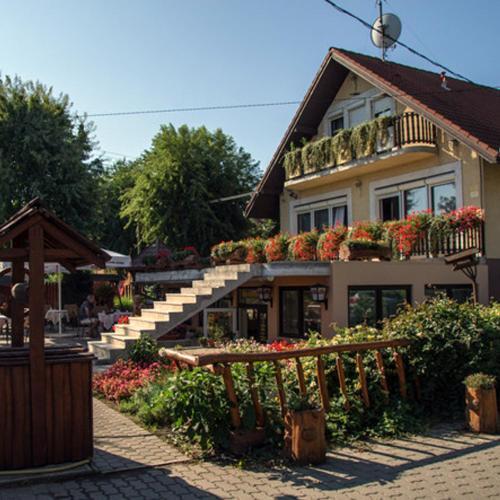 Sarokhaz Panzio Bed and Breakfast Vecsés Εξωτερικό φωτογραφία